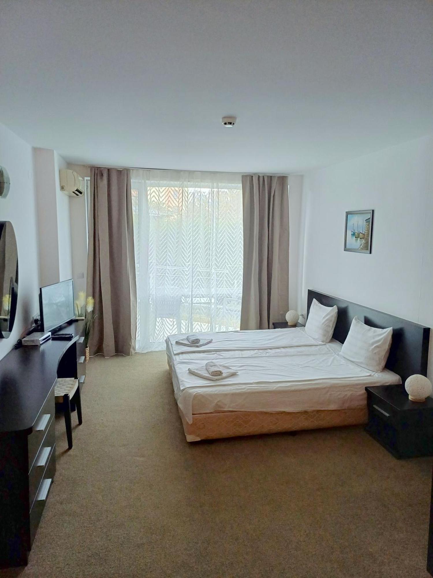Atlantis D111 Apartment Burgas City
